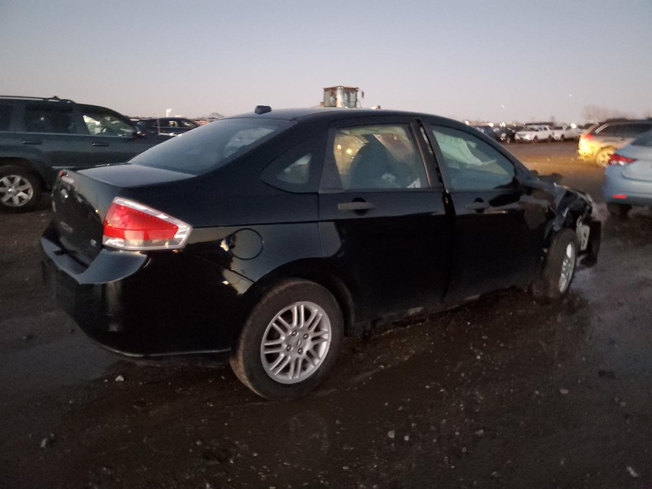 2010 Ford Focus - Image 3
