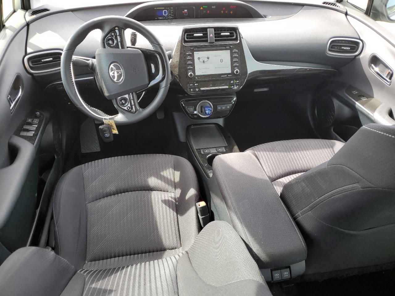 2022 Toyota Prius - Image 8