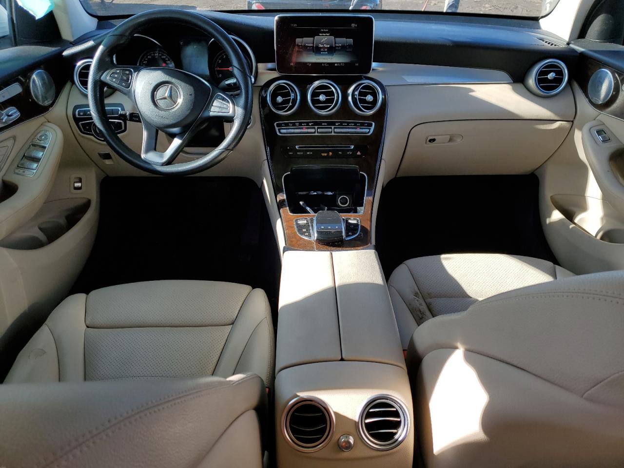 2017 Mercedes-Benz GLC - Image 8