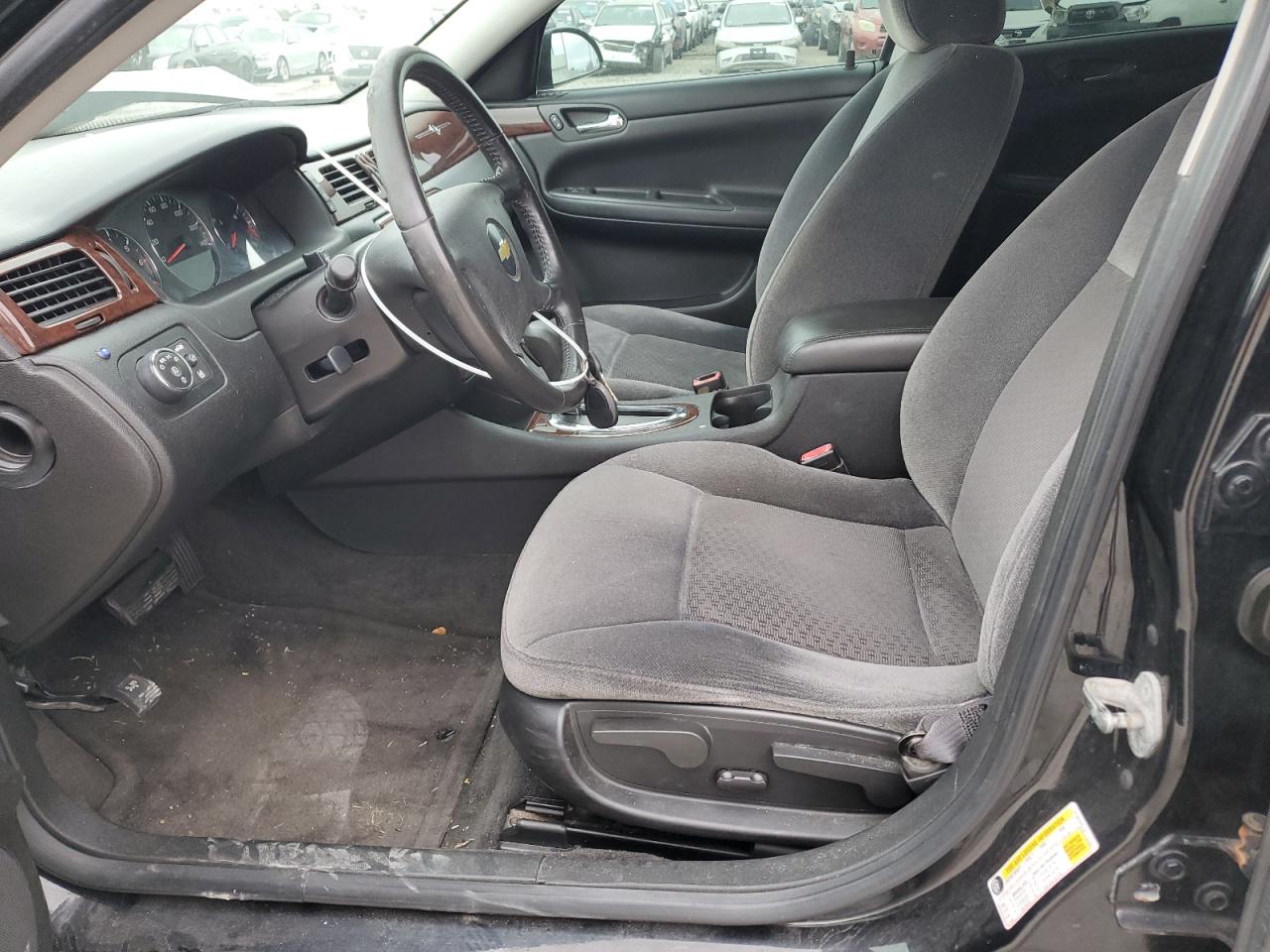 2011 Chevrolet Impala - Image 7