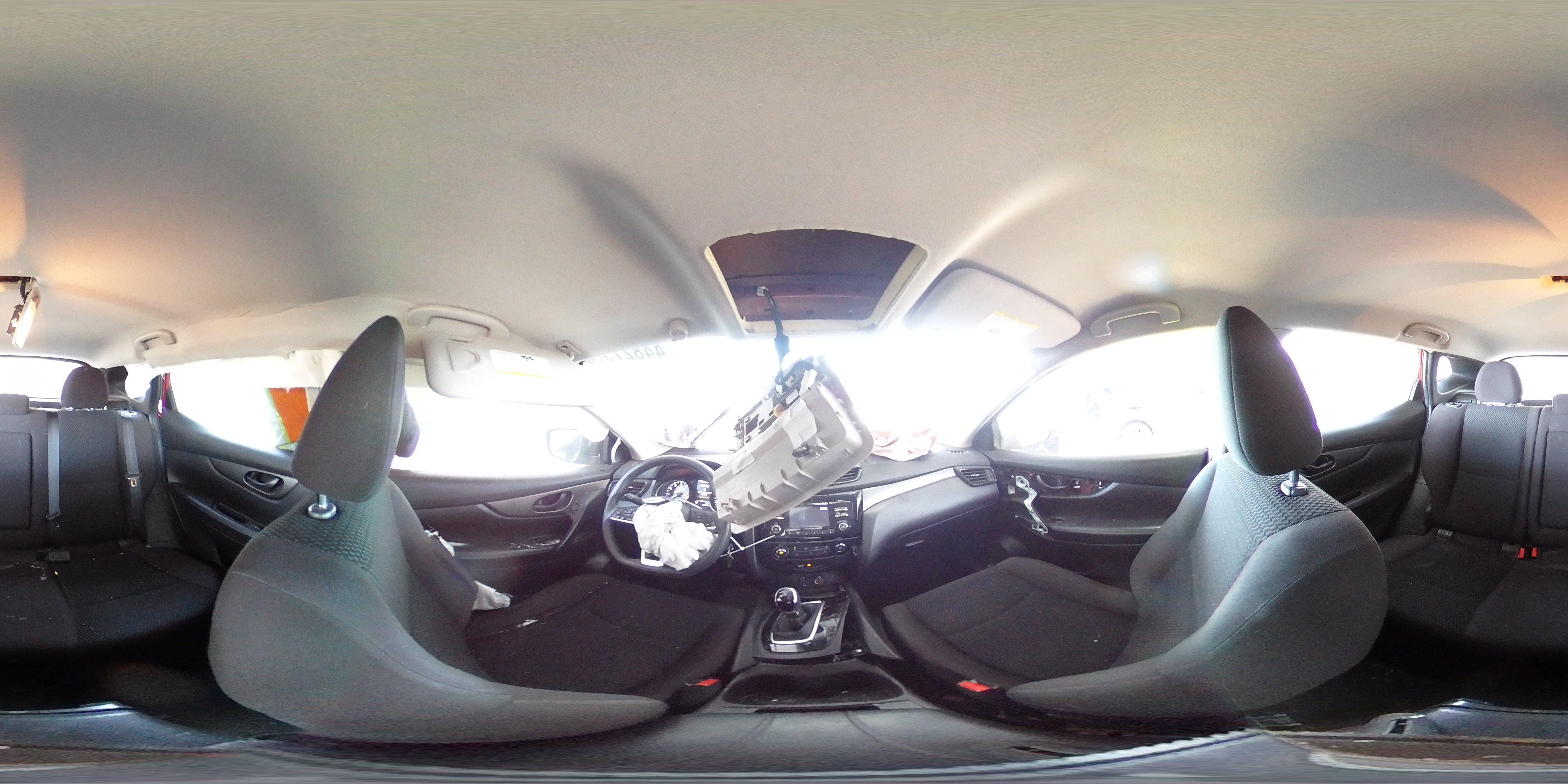 2018 Nissan Rogue - Image 13