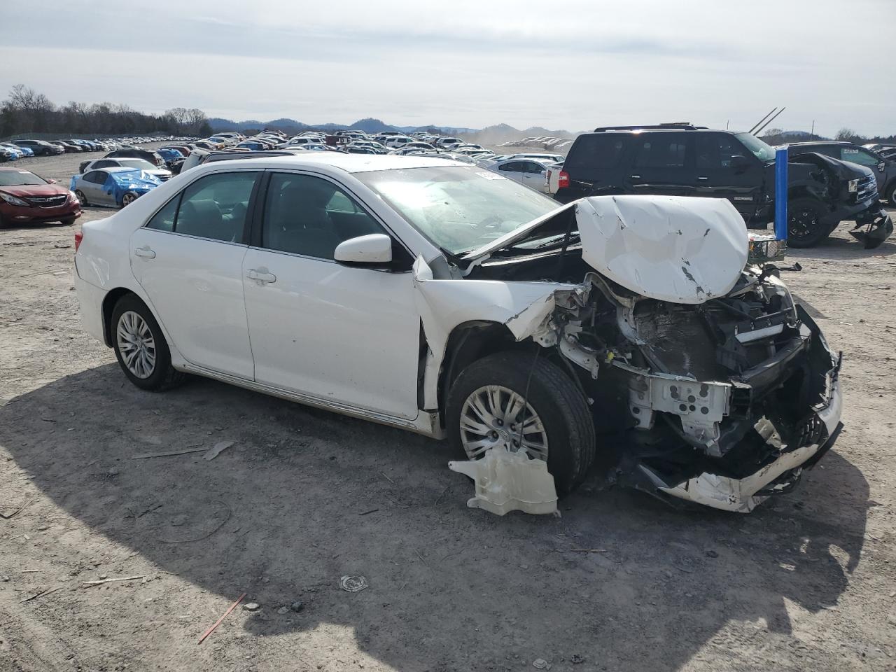 2014 Toyota Camry - Image 4
