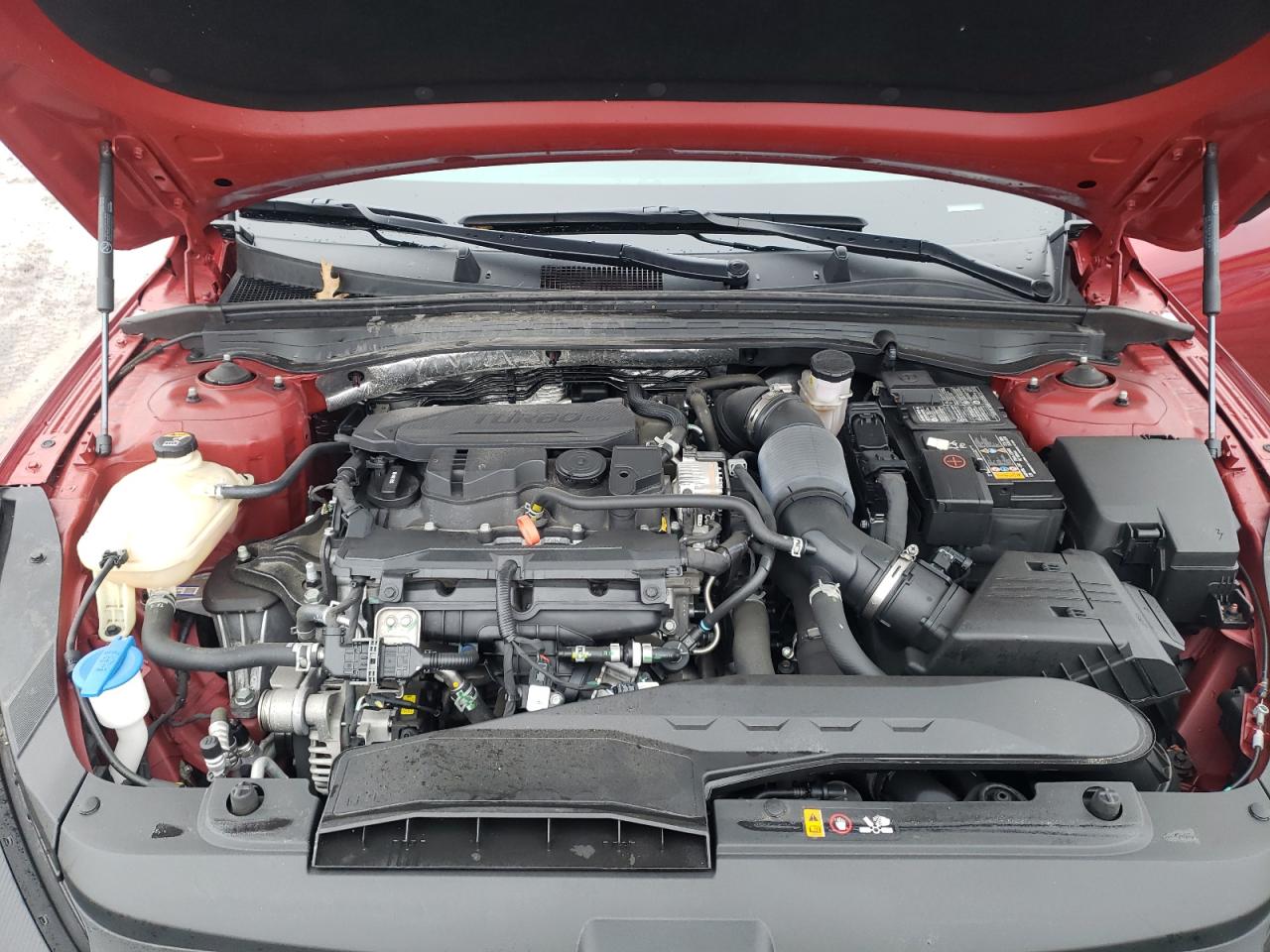 2023 Kia K5 - Image 11