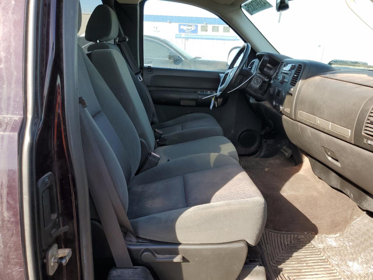 2009 Chevrolet Silverado - Image 7