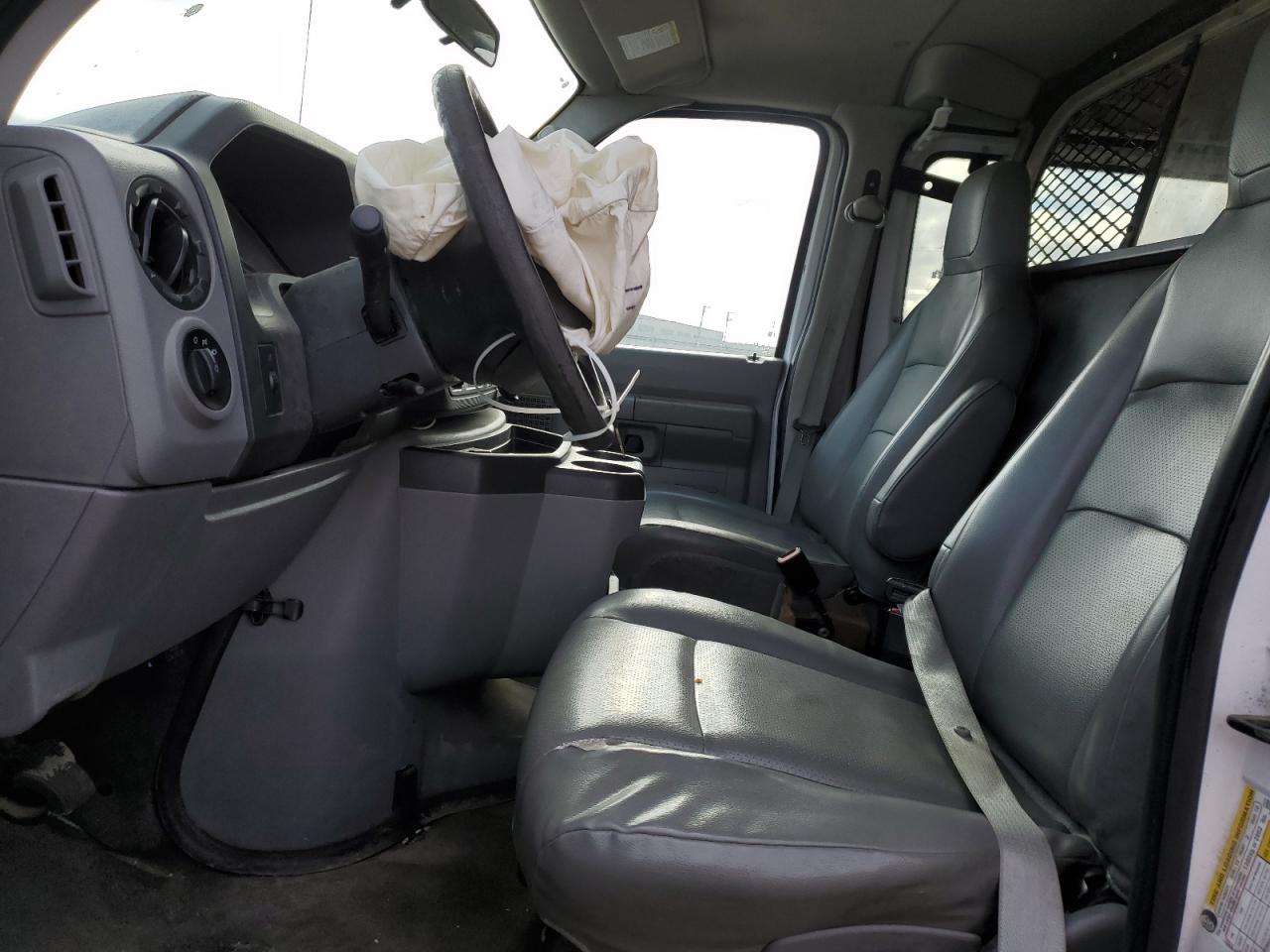 2014 Ford Econoline - Image 7