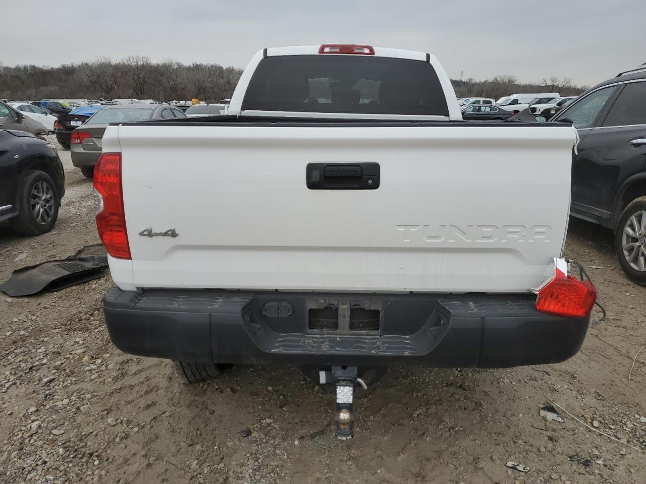 2019 Toyota Tundra - Image 6
