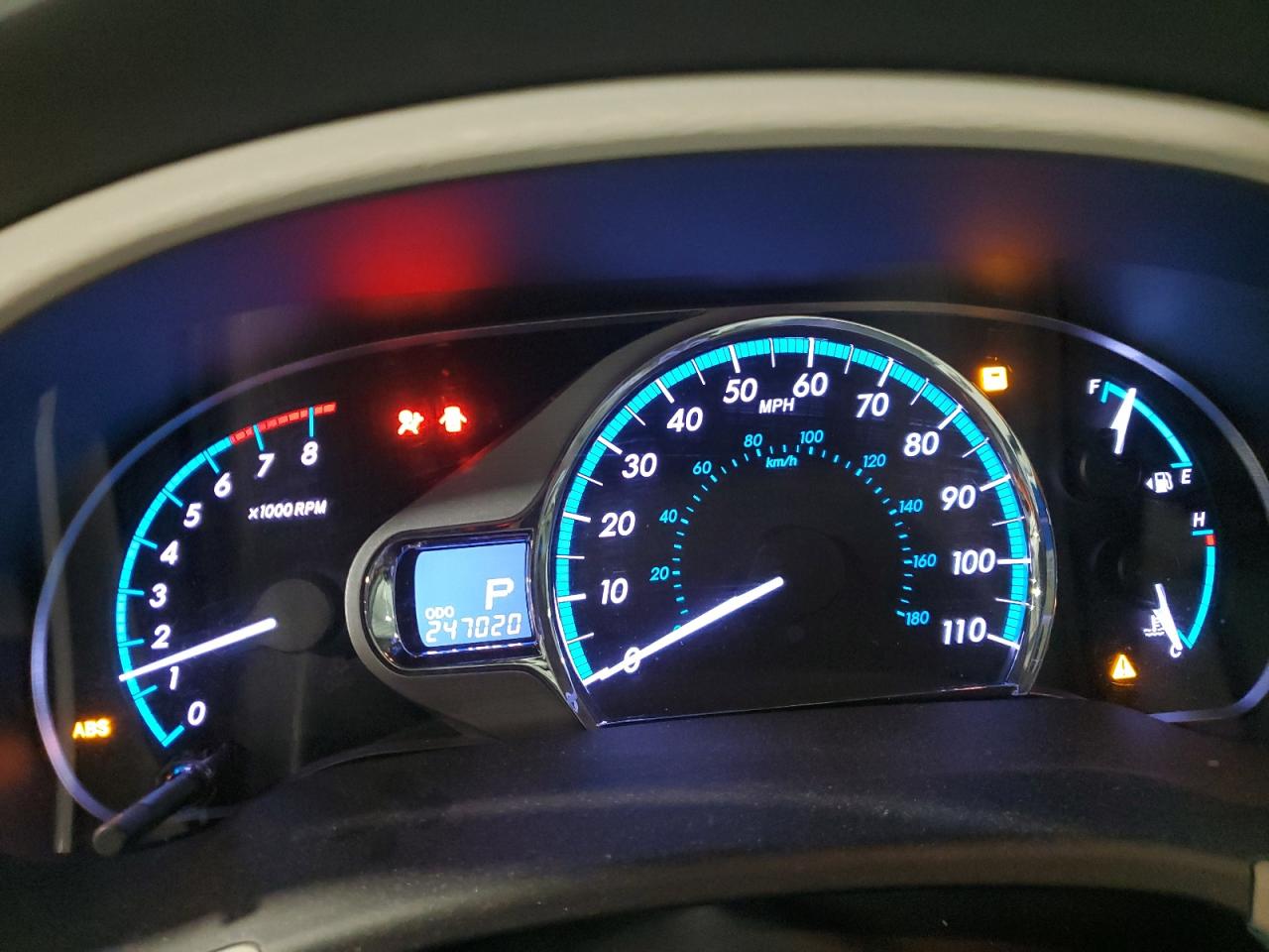 2011 Toyota Sienna - Image 9