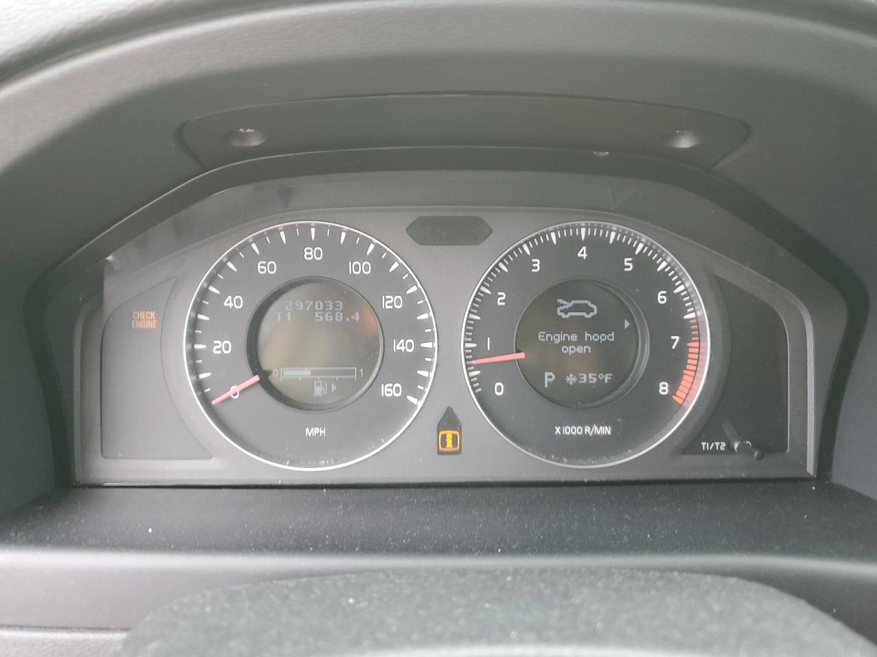 2008 Volvo XC70 - Image 9