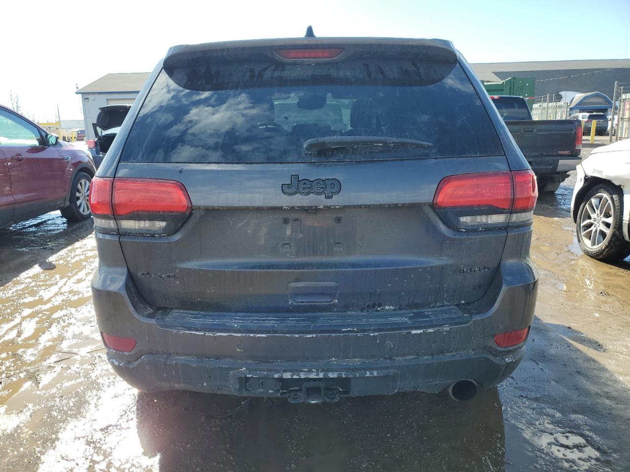 2017 Jeep Grand Cherokee - Image 6