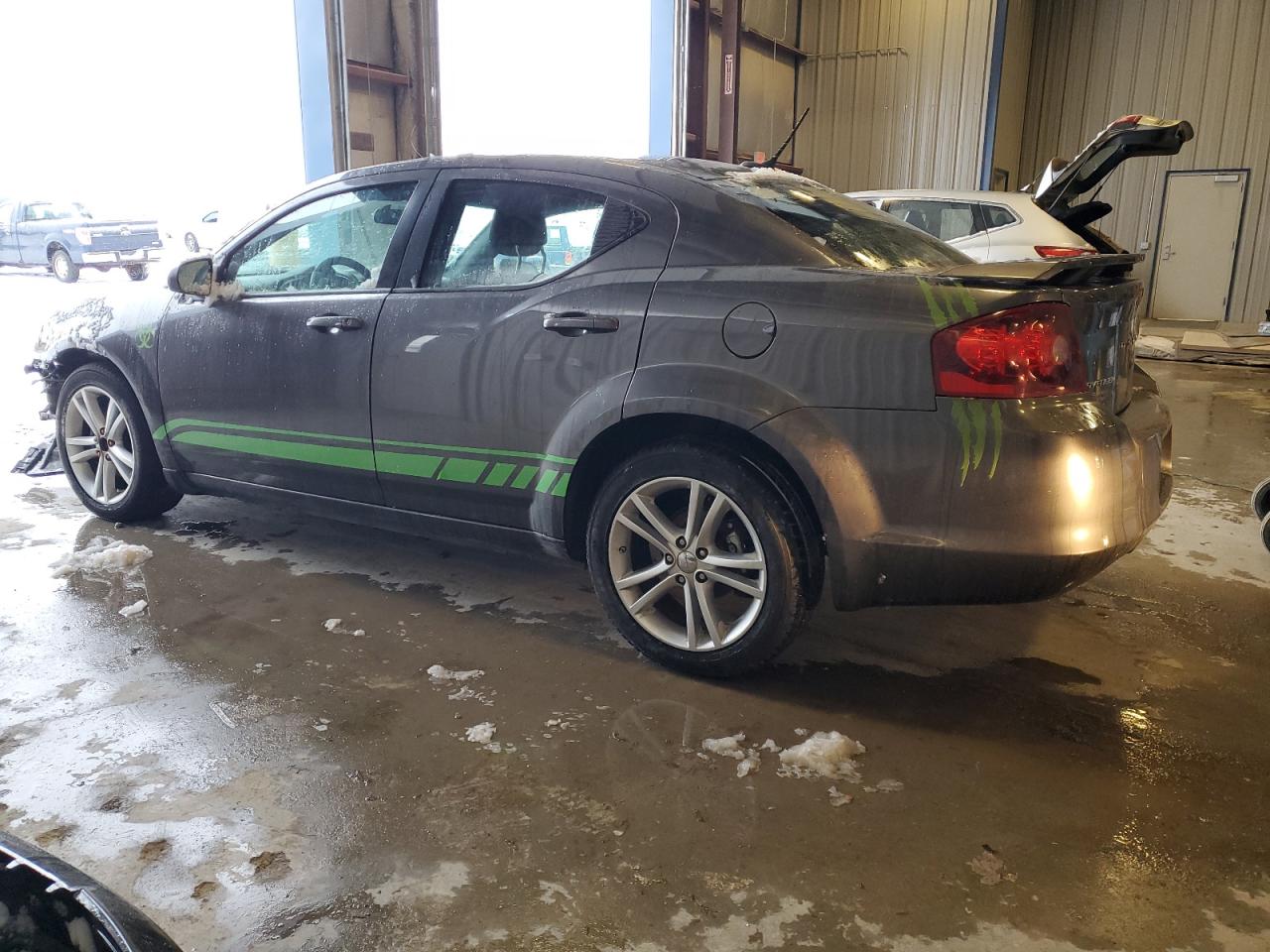 2014 Dodge Avenger - Image 2