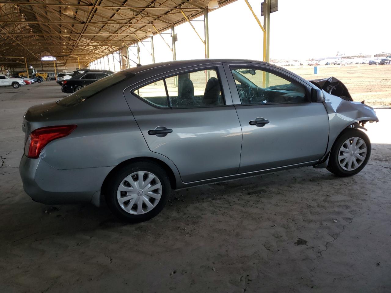 2012 Nissan Versa - Image 3