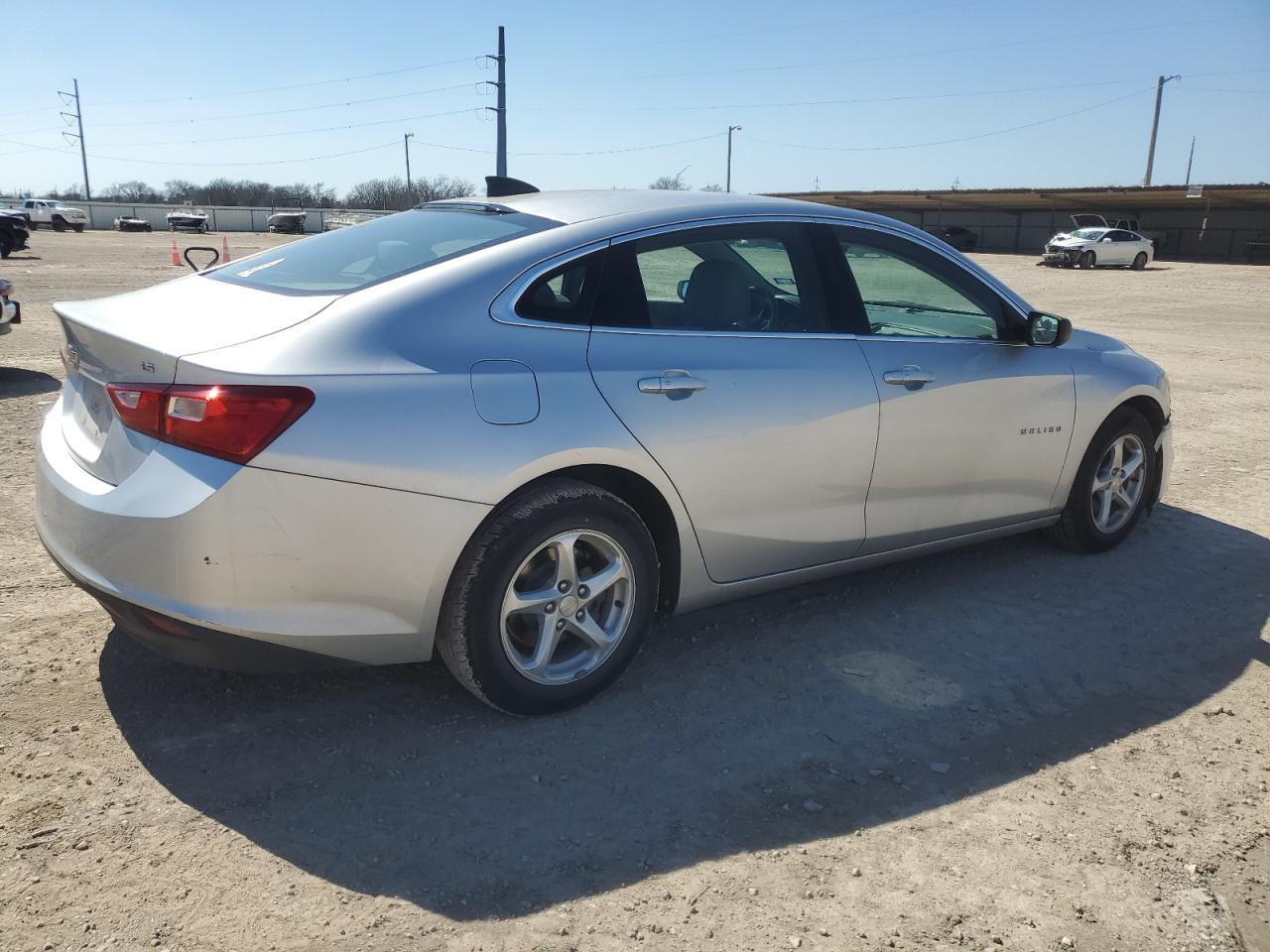 2016 Chevrolet Malibu - Image 3