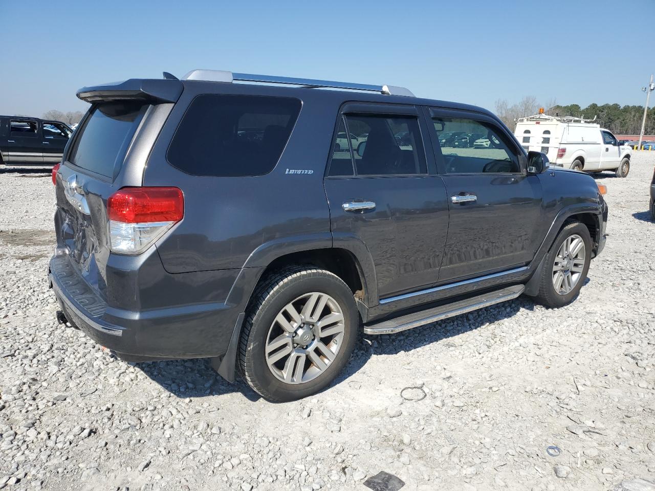 2013 Toyota 4Runner - Image 3