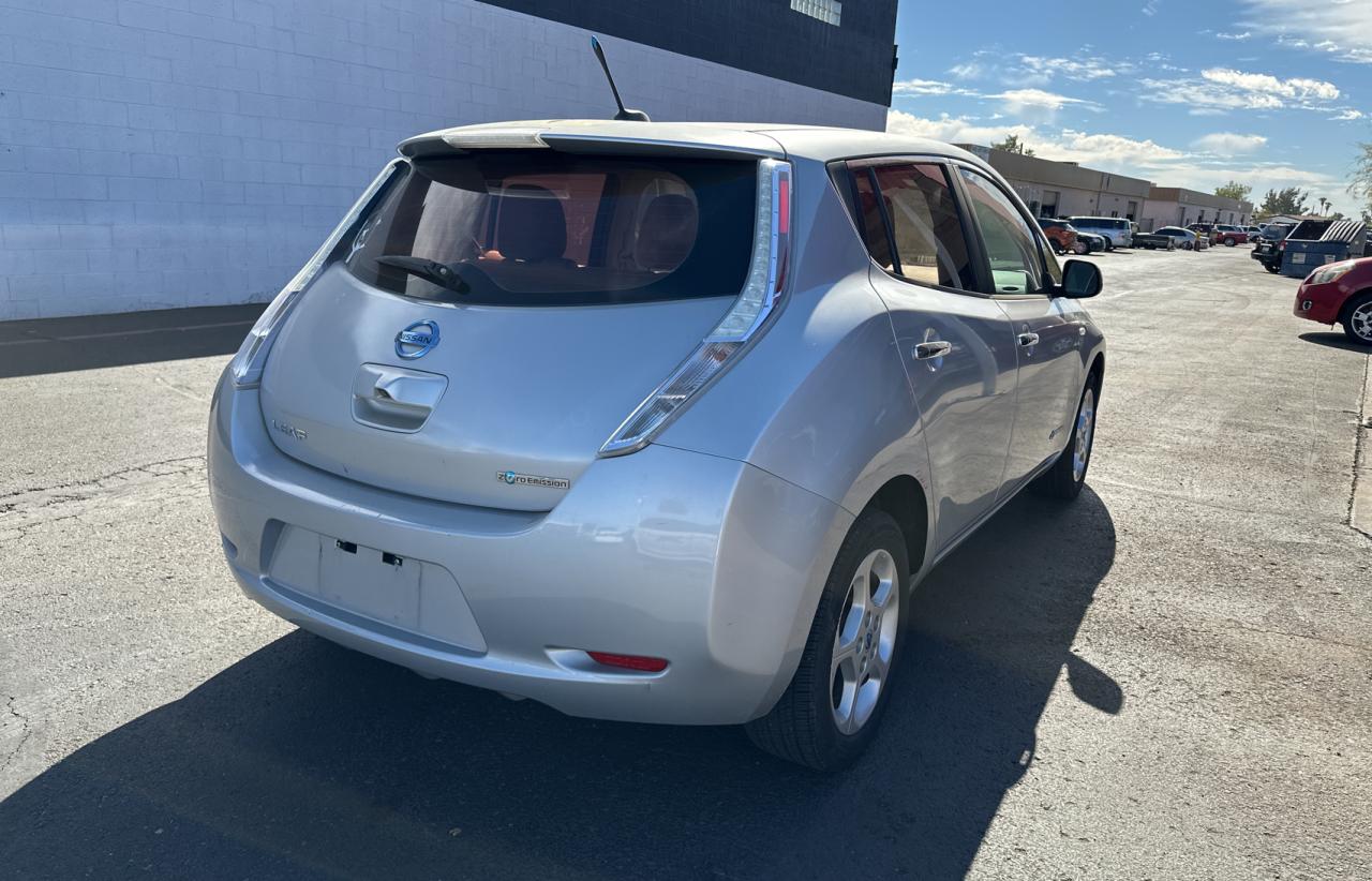 2012 Nissan Leaf - Image 4