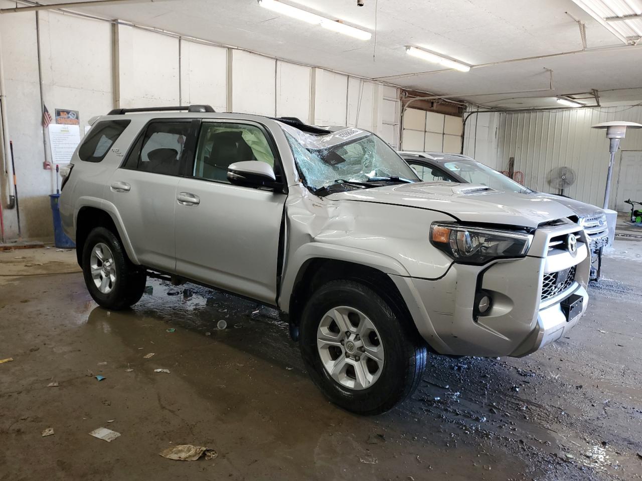 2020 Toyota 4Runner - Image 4