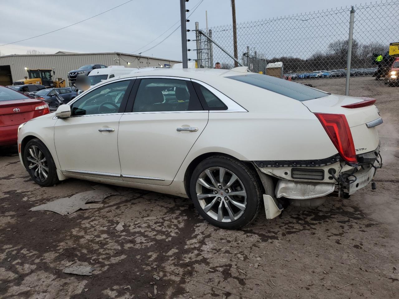 2015 Cadillac XTS - Image 2