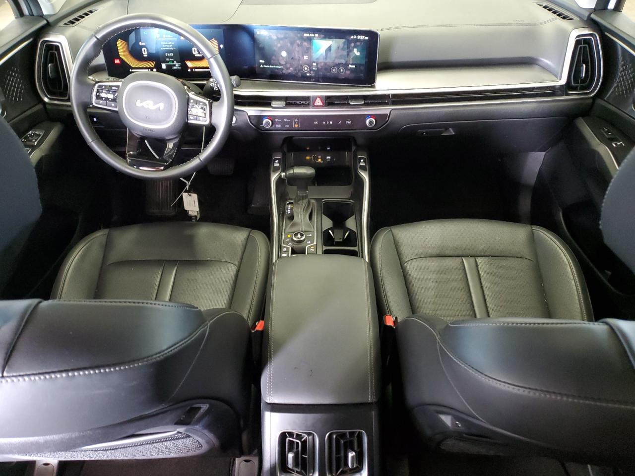 2024 Kia Sorento - Image 8