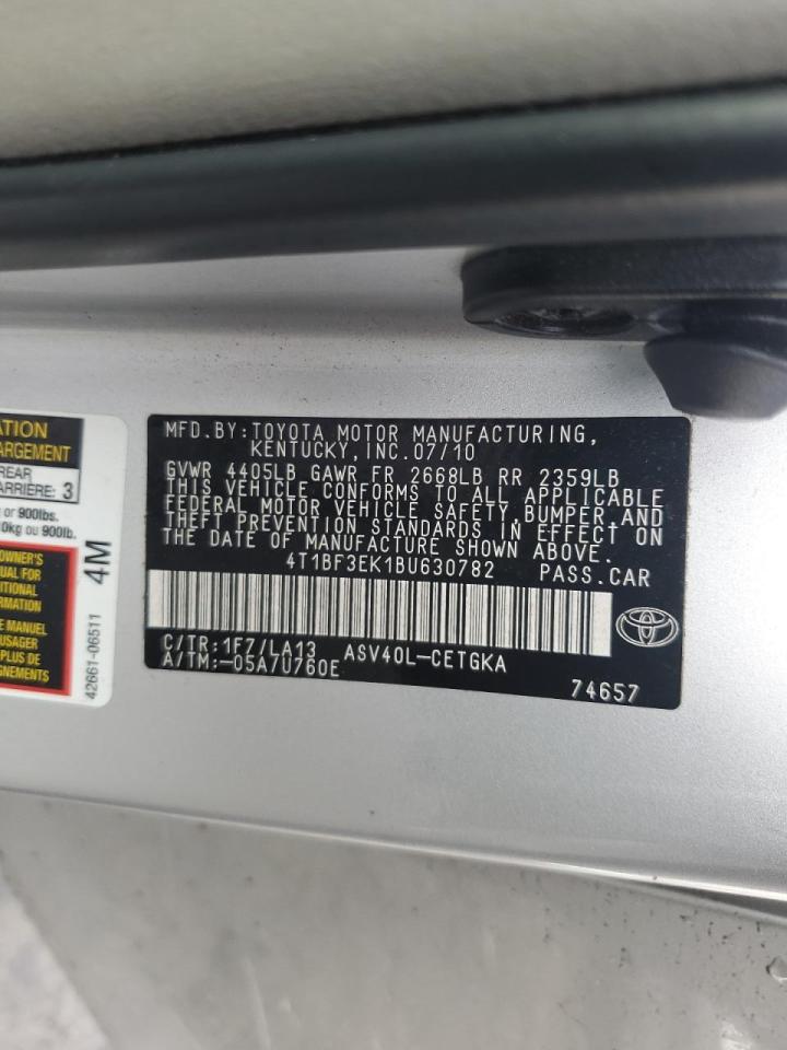 2011 Toyota Camry - Image 12