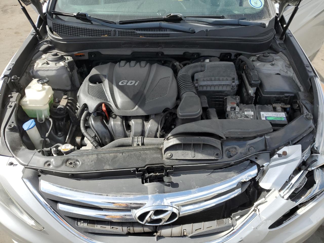 2014 Hyundai Sonata - Image 11