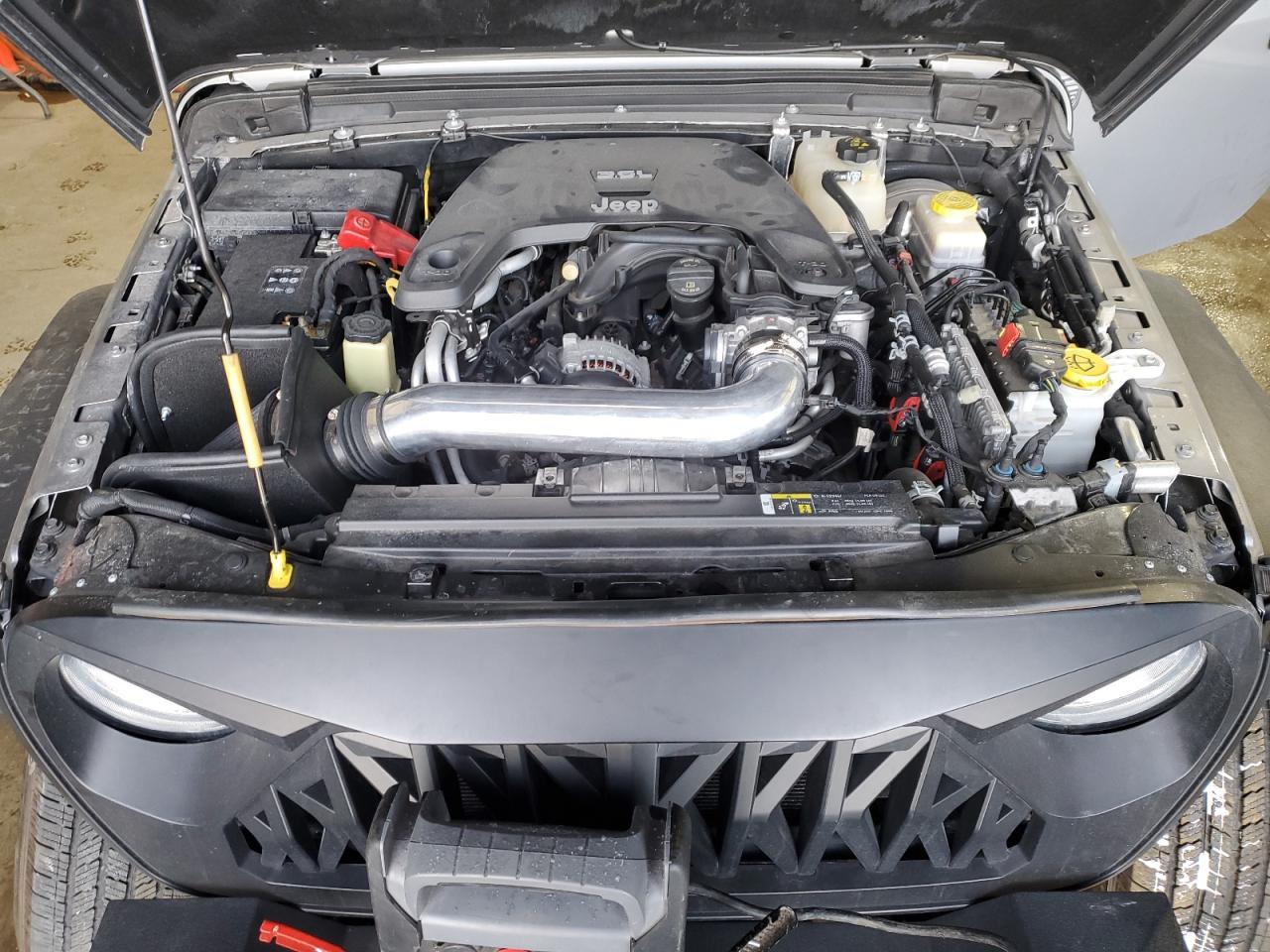 2018 Jeep Wrangler - Image 11