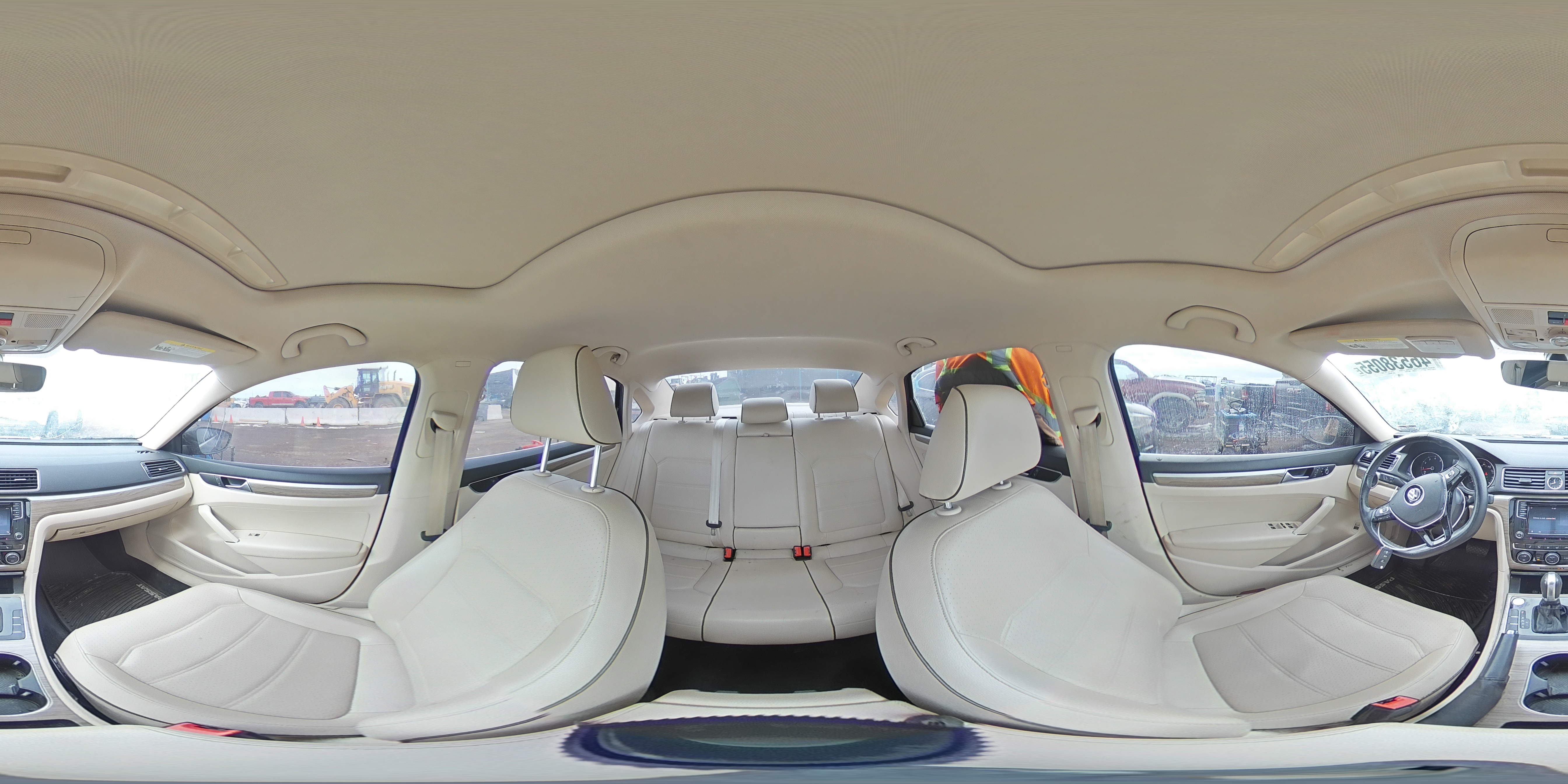 2016 Volkswagen Passat - Image 13