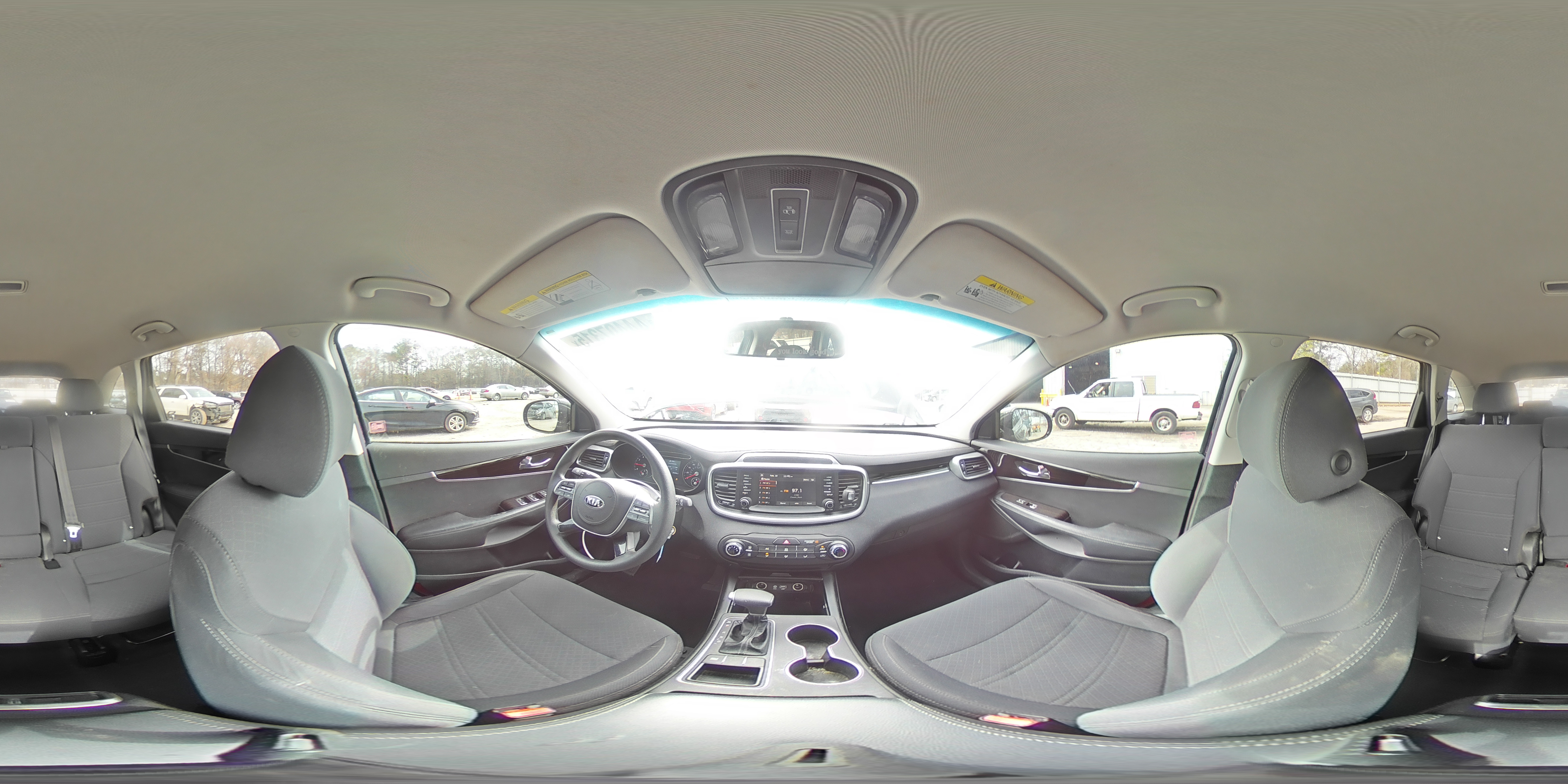 2019 Kia Sorento - Image 15