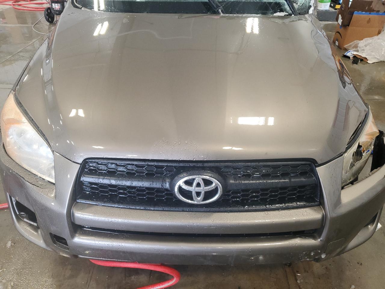 2011 Toyota RAV 4 - Image 11