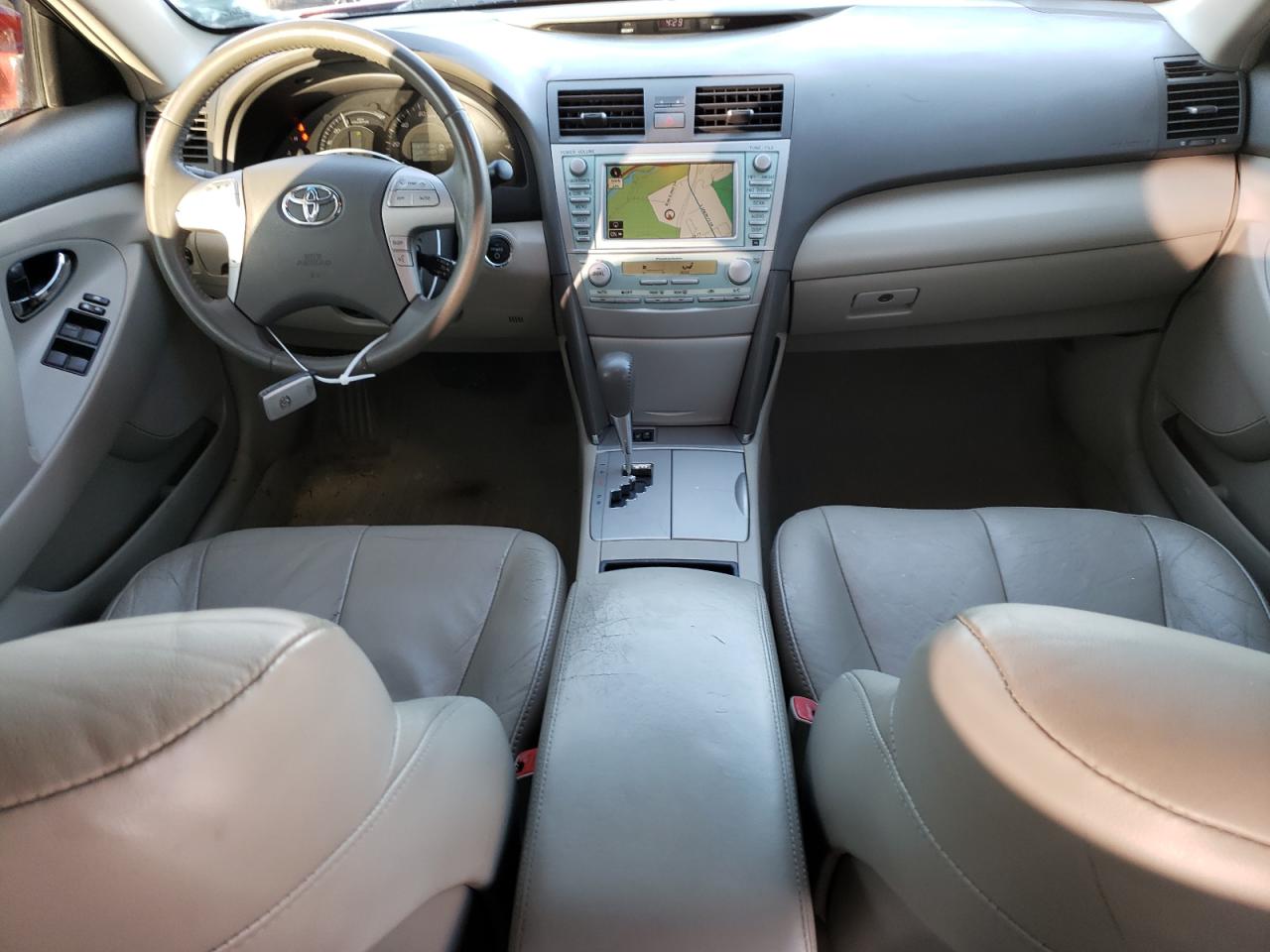 2009 Toyota Camry - Image 8