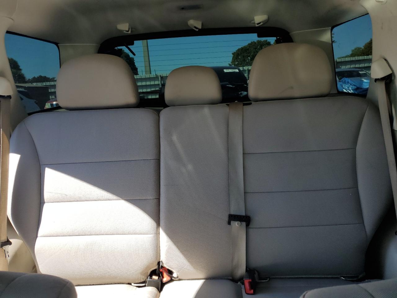 2011 Ford Escape - Image 10