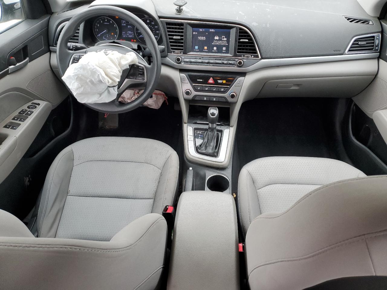 2017 Hyundai Elantra - Image 8