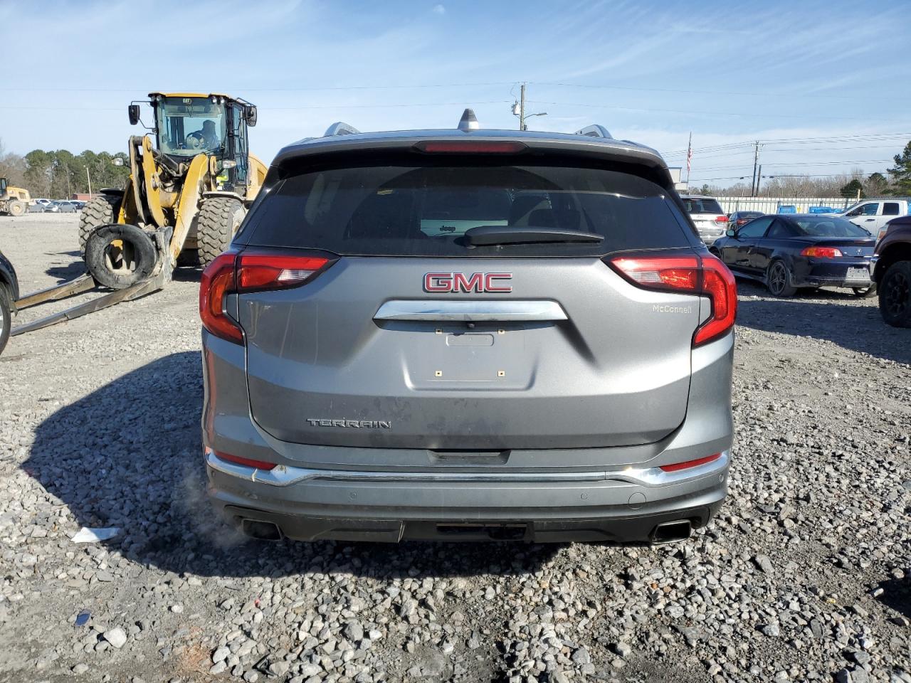2018 GMC Terrain - Image 6