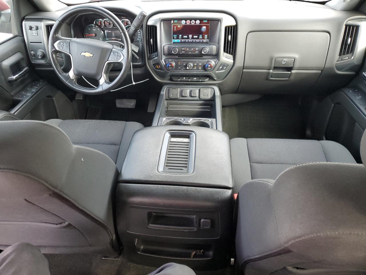 2016 Chevrolet Silverado - Image 8