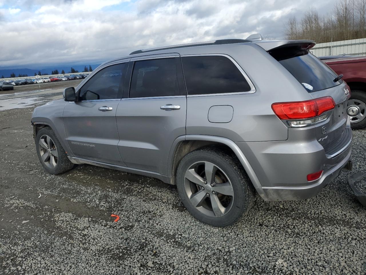 2015 Jeep Grand Cherokee - Image 2