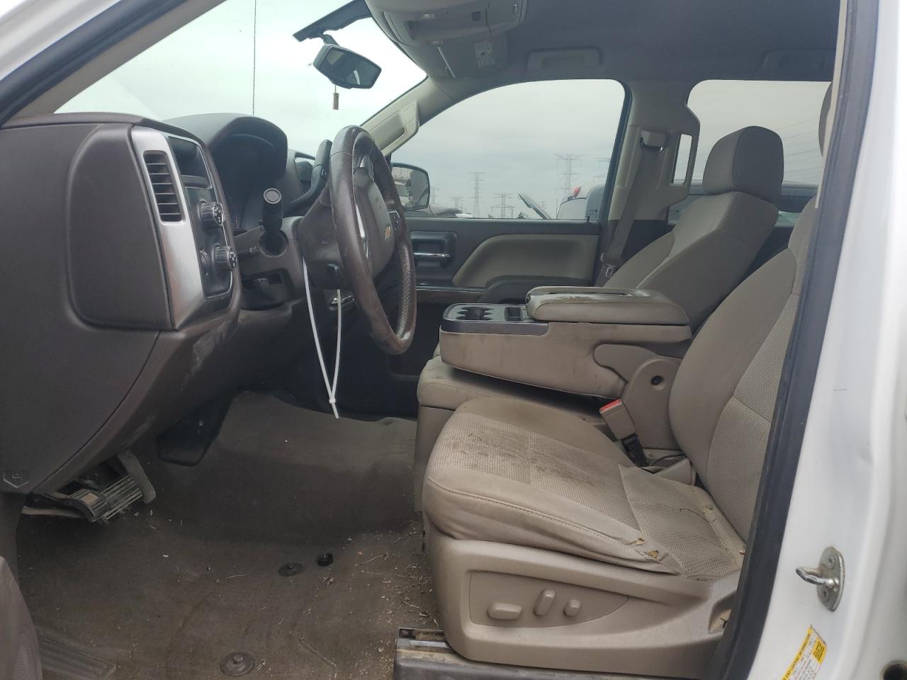 2015 Chevrolet Silverado - Image 7