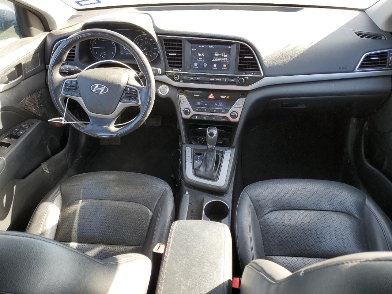2018 Hyundai Elantra - Image 8