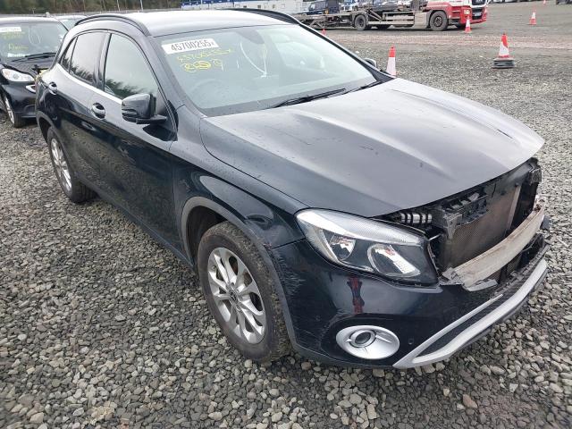 2018 MERCEDES BENZ GLA 200 SE