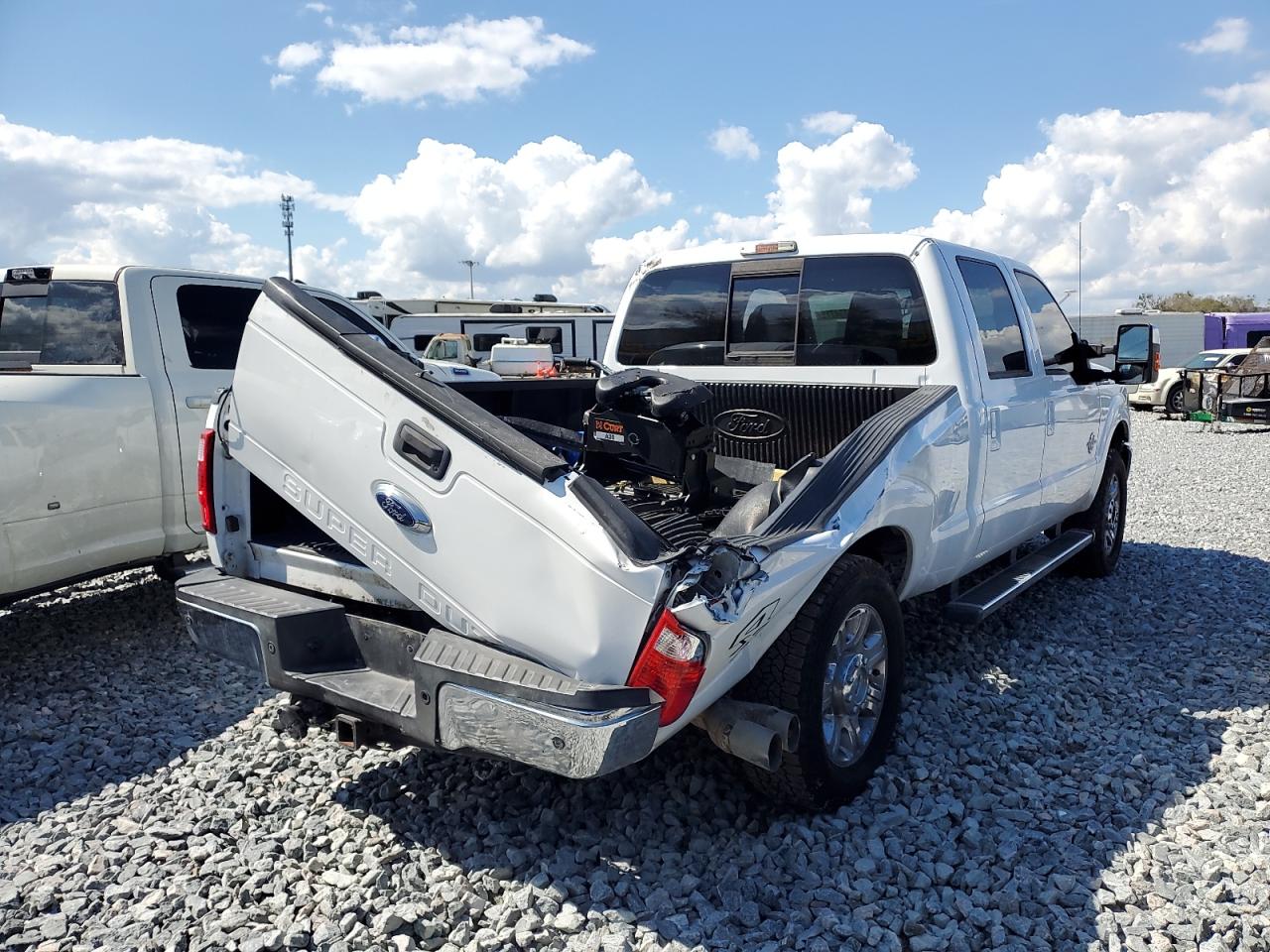 2015 Ford F250 - Image 4
