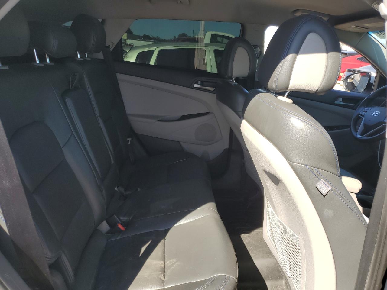 2018 Hyundai Tucson - Image 11