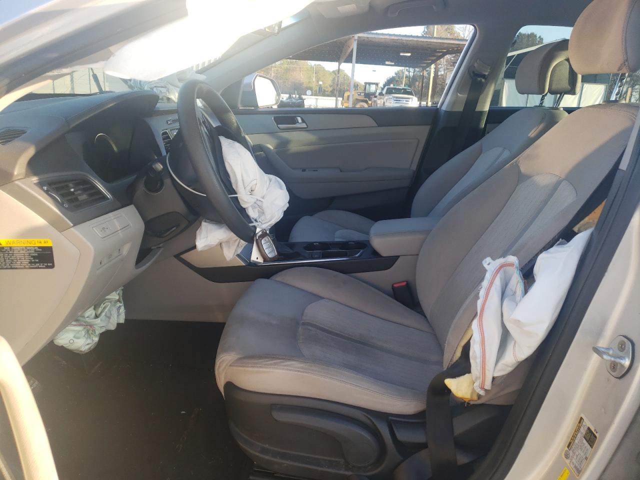 2016 Hyundai Sonata - Image 7