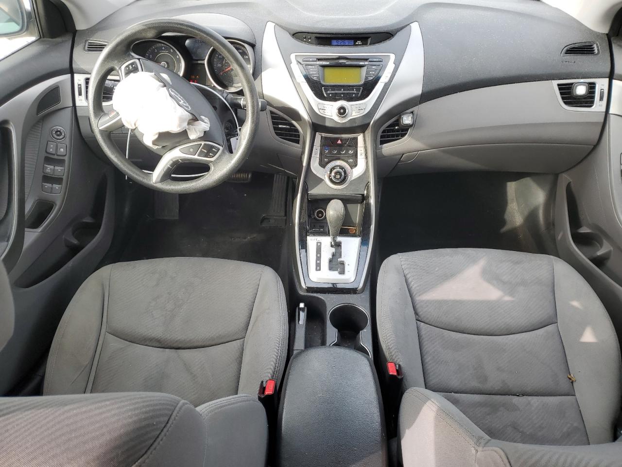 2012 Hyundai Elantra - Image 8