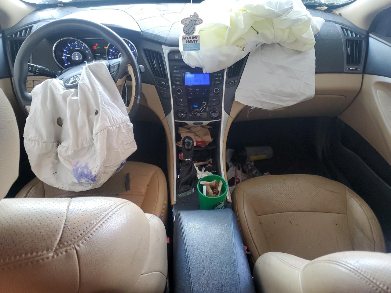 2012 Hyundai Sonata - Image 8