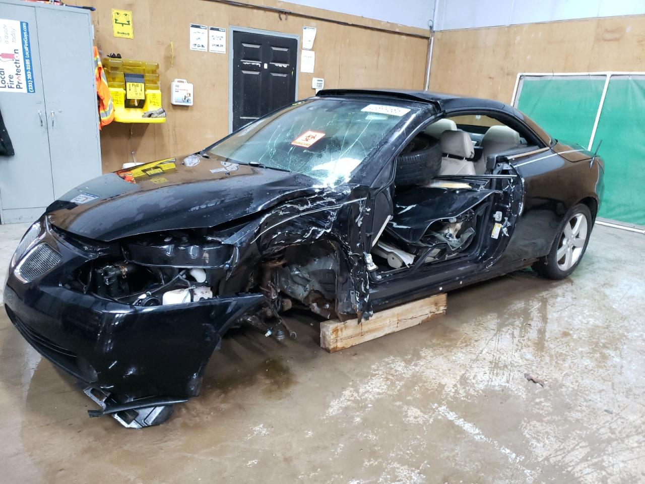 2007 Pontiac G6 Gt за продажба в Kincheloe, MI - Front End