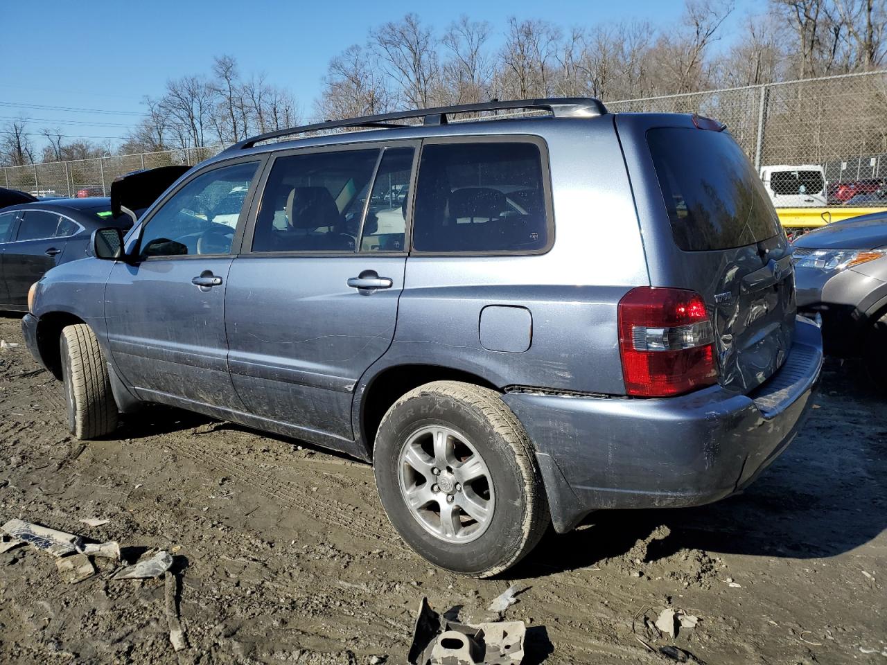 2004 Toyota Highlander - Image 2