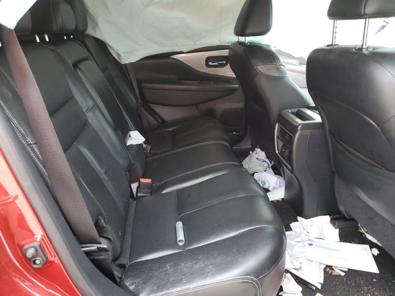 2017 Nissan Murano - Image 10