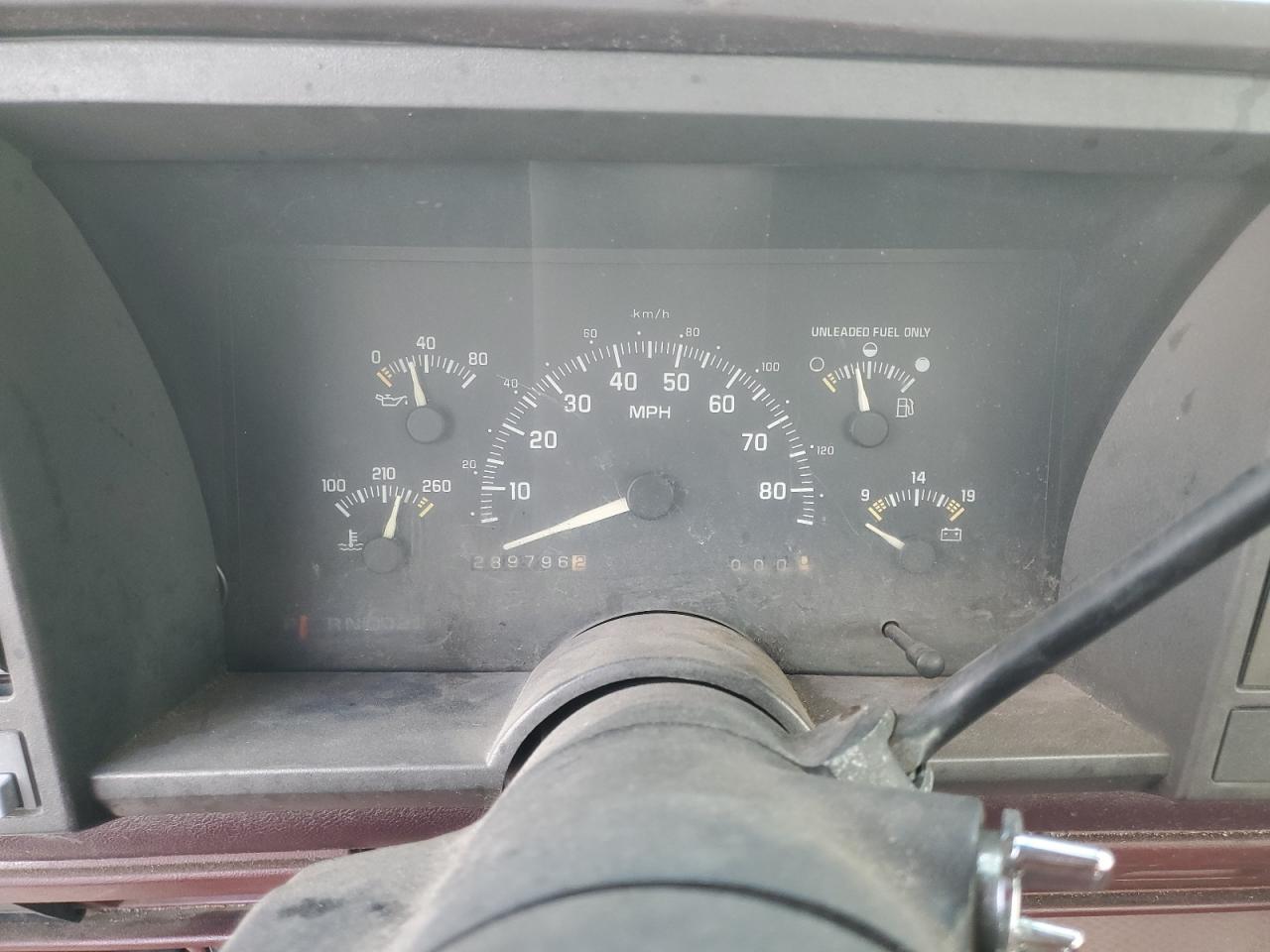 1994 Chevrolet GMT-400 - Image 9