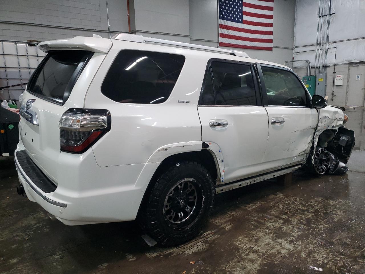 2019 Toyota 4Runner - Image 3