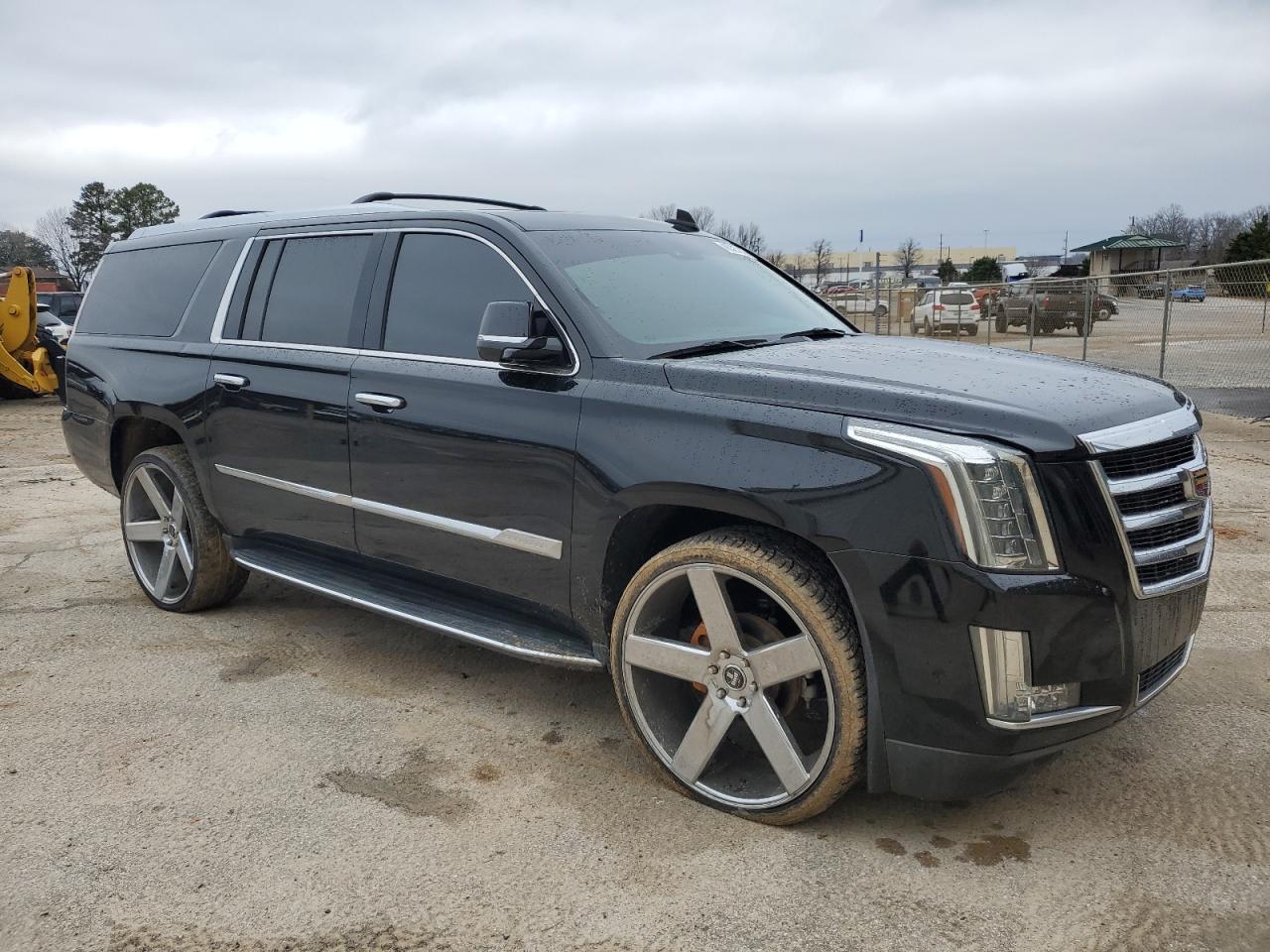 2017 Cadillac Escalade - Image 4