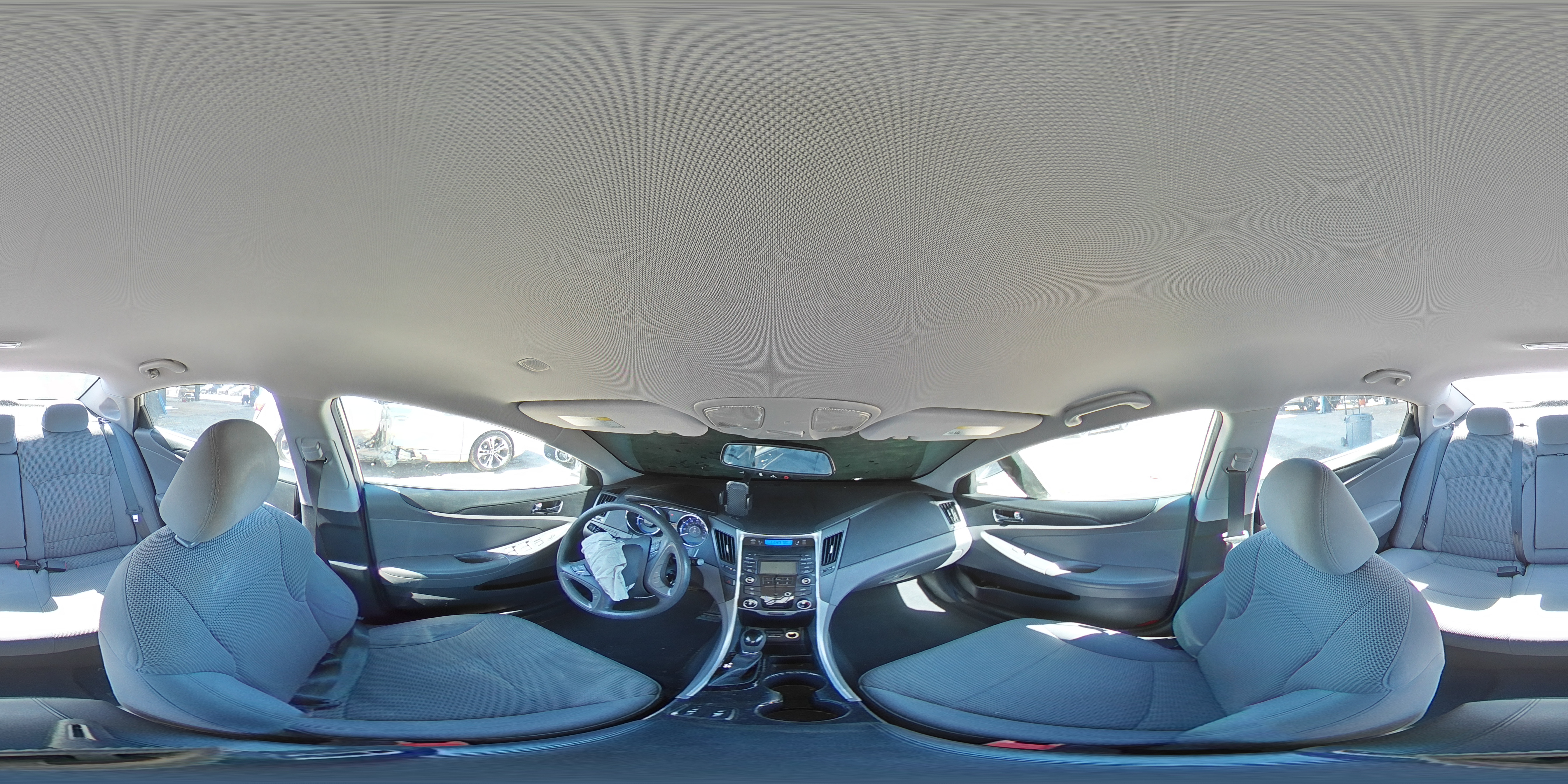 2013 Hyundai Sonata - Image 14