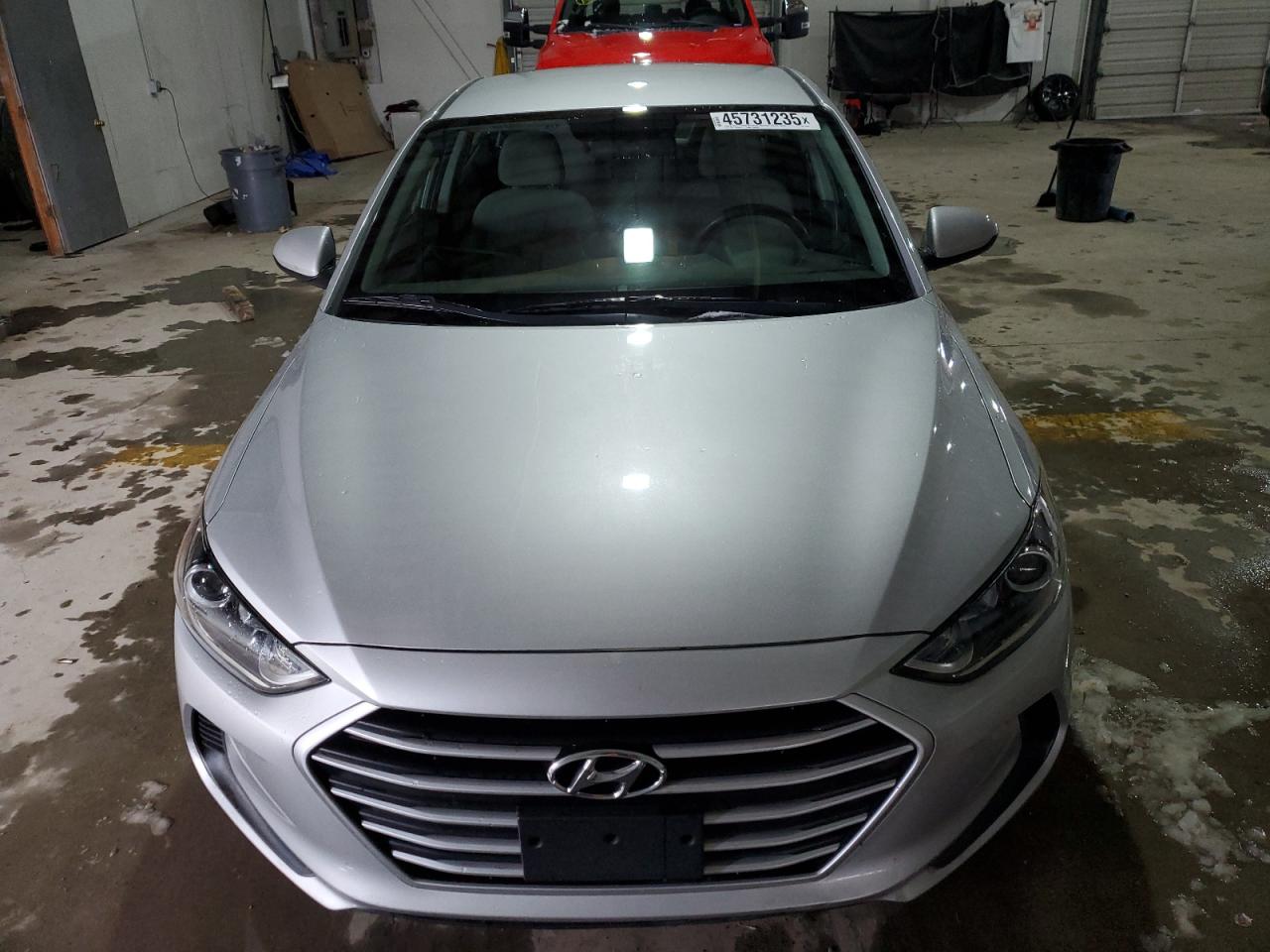 2017 Hyundai Elantra - Image 5