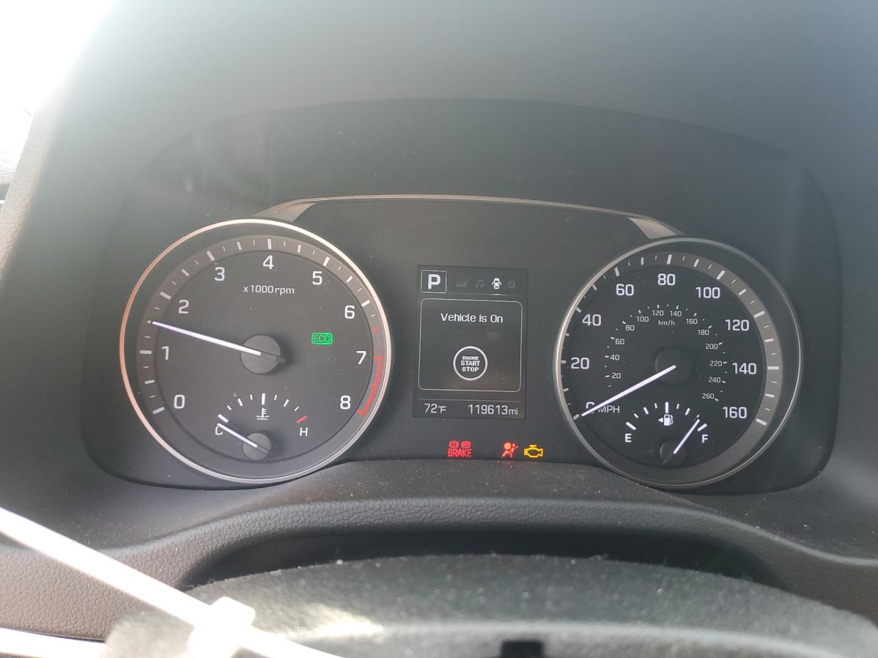 2017 Hyundai Elantra - Image 9